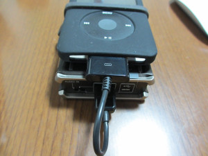 PHA-1と付属のDock-USBケーブル