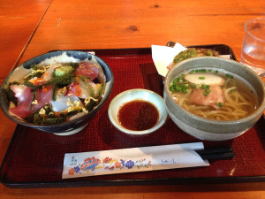 沖縄料理 龍潭の海鮮海ぶどう丼セット