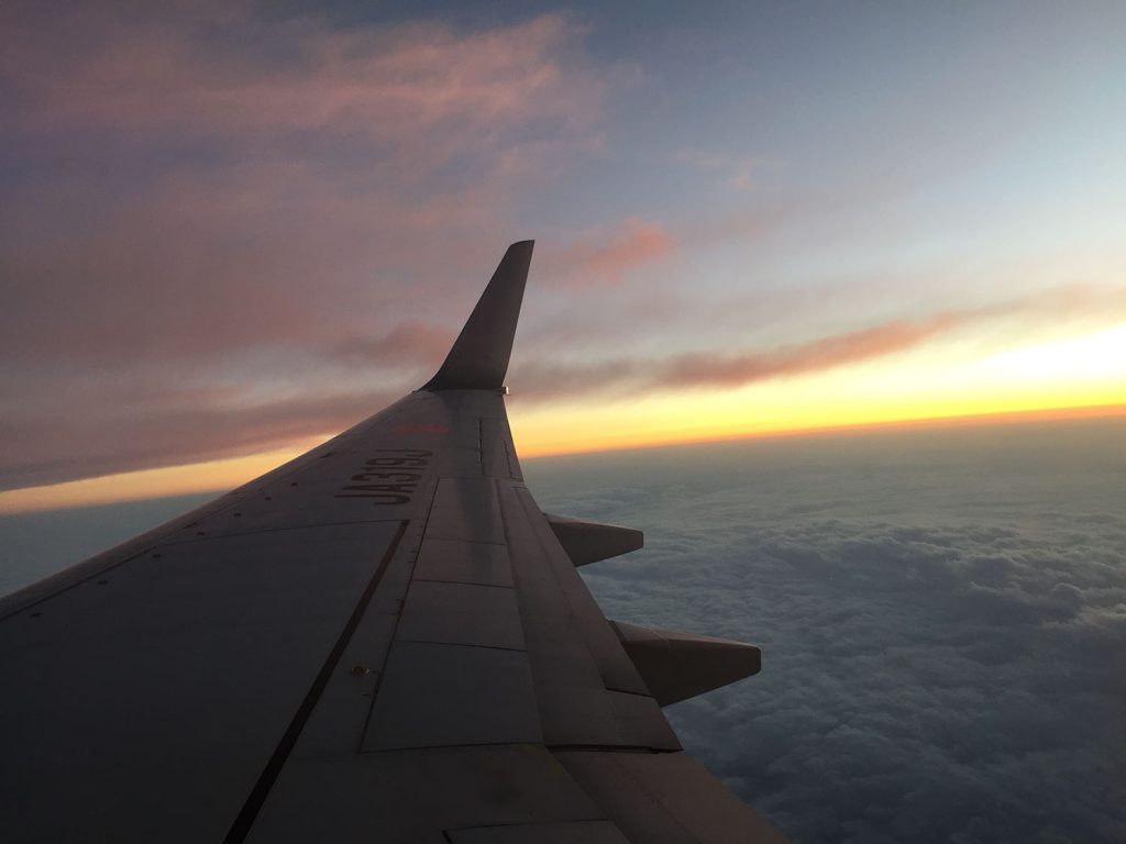 飛行機から見る夕焼け