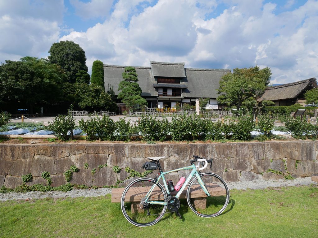 塩山駅前にある旧高野家住宅